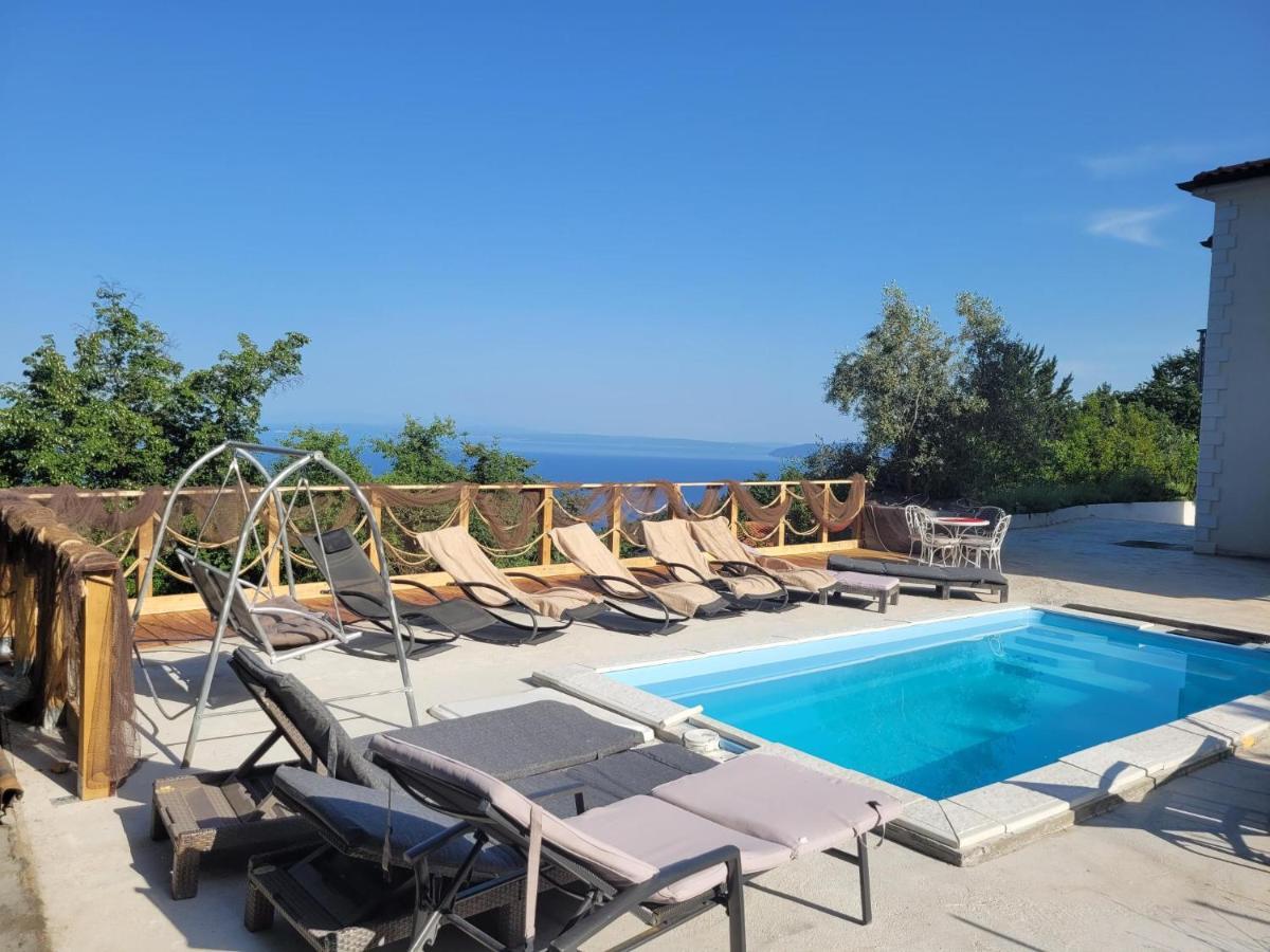 Ferienwohnung Mit Pool Kroatien Mit Meerblick Und Pool Lovran Exterior photo