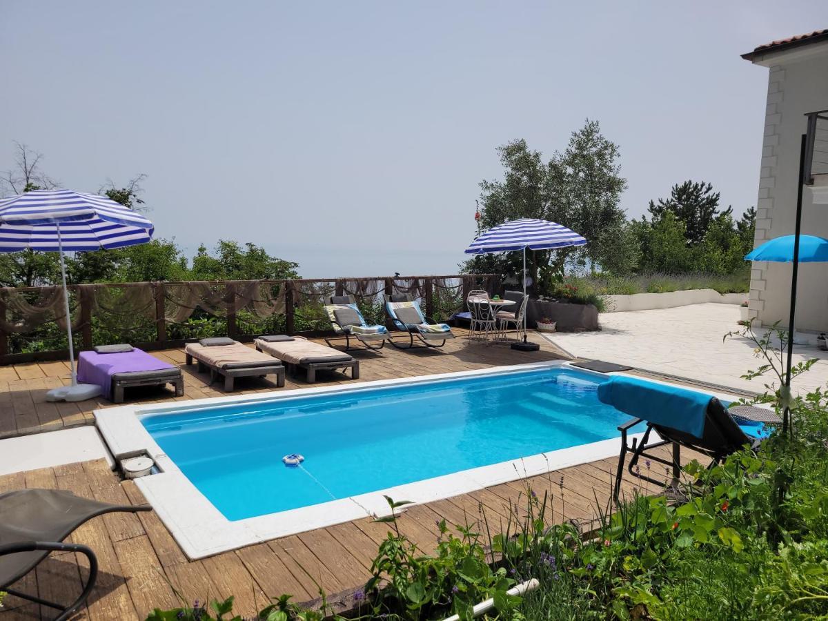 Ferienwohnung Mit Pool Kroatien Mit Meerblick Und Pool Lovran Exterior photo