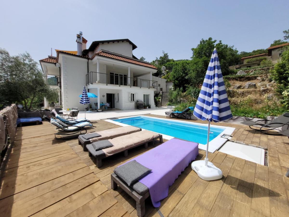 Ferienwohnung Mit Pool Kroatien Mit Meerblick Und Pool Lovran Exterior photo